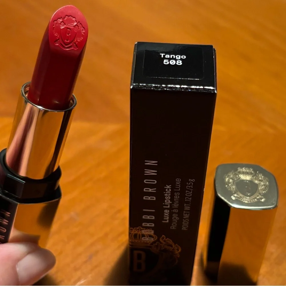 Bobbi Brown Luxe Lipstick Tango